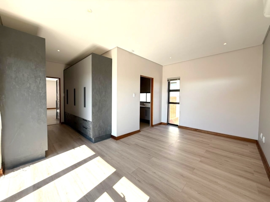 To Let 3 Bedroom Property for Rent in Wild Olive Estate Free State